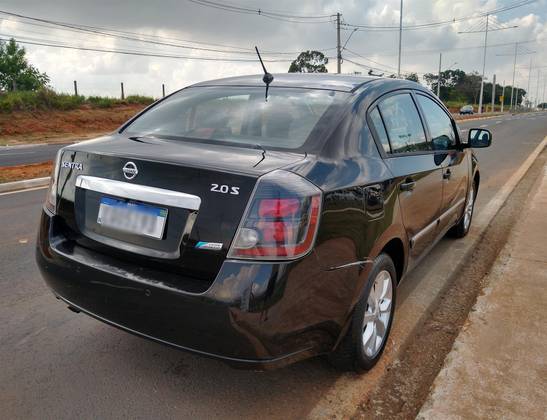NISSAN SENTRA 2.0 S 16V FLEX 4P AUTOMÁTICO